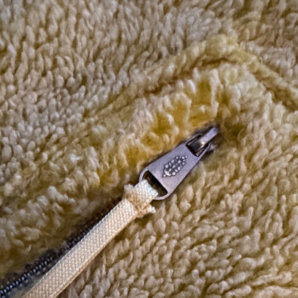 FREE PEOPLE Cozy Yellow Hooded  Mountain Air Jacket, size large - Picture 3 of 6